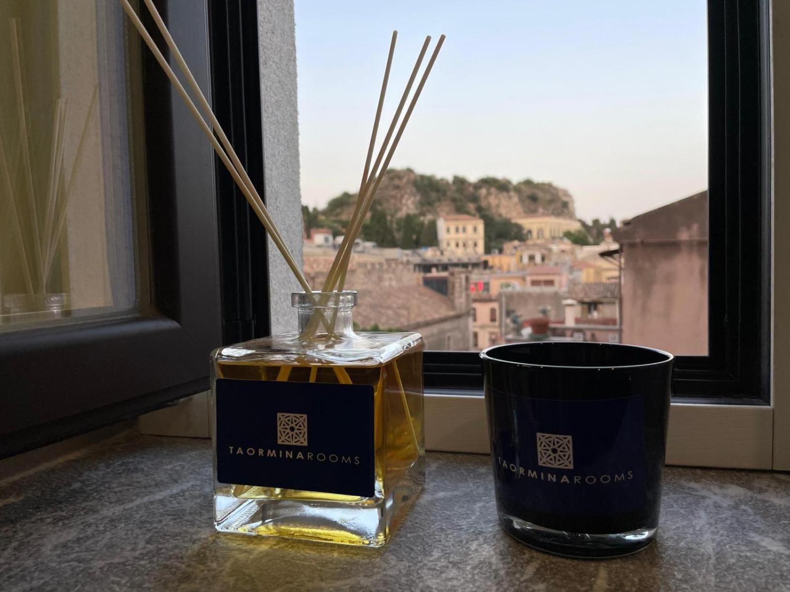Taormina Rooms Centro Storico Екстериор снимка